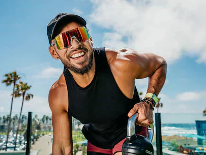 Discover the Advantages of Mirrored Sunglasses
